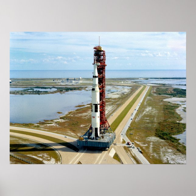 Apollo 14 Rollout Poster (Framsidan)