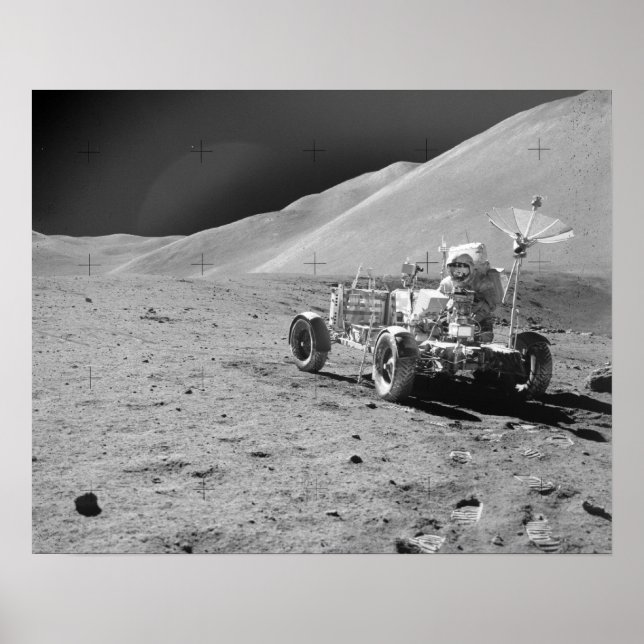 Apollo 15 Astronaut och Lunar Roving Fordon Poster (Framsidan)