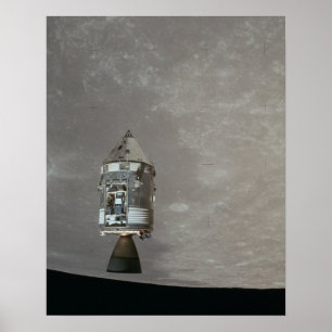 Apollo 15 Command Service Module ovanför Måne Poster