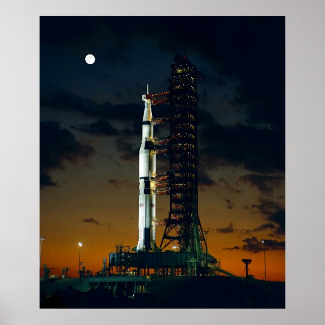 Apollo 4 Saturn V Poster (Framsidan)