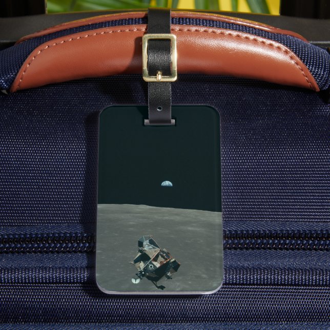 Apollo Lunar Lander och Earthrise över Måne Bagagebricka (Framsida Insitu 2)