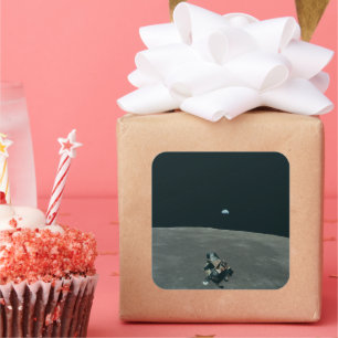Apollo Lunar Lander och Earthrise över Måne Fyrkantigt Klistermärke