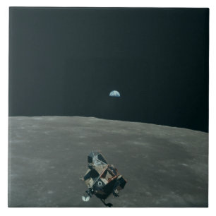 Apollo Lunar Lander och Earthrise över Måne Kakelplatta