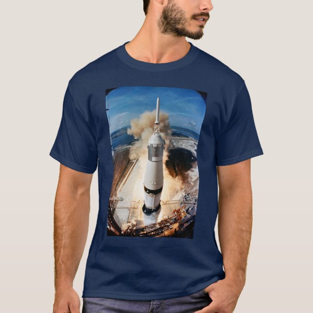 Apollo Saturn V-raket uppskjutning till månen 1969 T Shirt (Framsida)