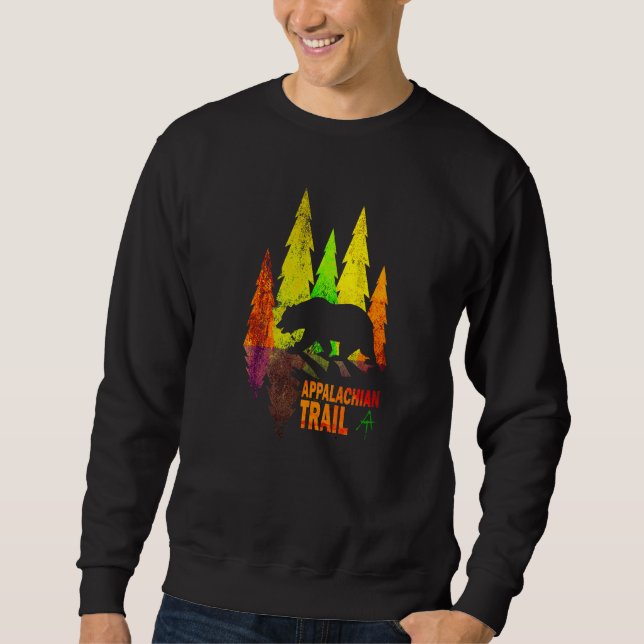 Appalachian Trail  Ap  Färgrik Björn I Träd Lång Ärmad Tröja (Framsida)
