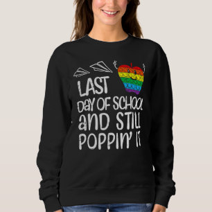 Äppelpuckel den sista dagen för skolpoppin t shirt