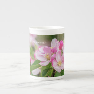 Apple-Blommar med Shakespeare-citat Benporslin Mugg