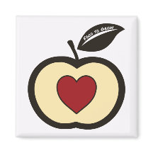 Apple & Heart Core Food to Grow logotyp