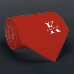 Apple Red Elegant Monogram   Namn | Dubbelsidig Slips<br><div class="desc">En elegant med dubbelsidig nektie med ett fet vitt monogram över en Apple Red-bakgrund. Ovanpå detta monogram sitter ditt förnamn eller efternamn som är skrivet i alla huvudstäder. Om du vill ha ett djärvare utseende för namn inuti det stora brev kan du göra följande: Använda anpassningsfunktionen och redigera och klicka...</div>