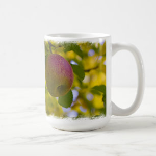 Äpplen 2 på vit kaffemugg