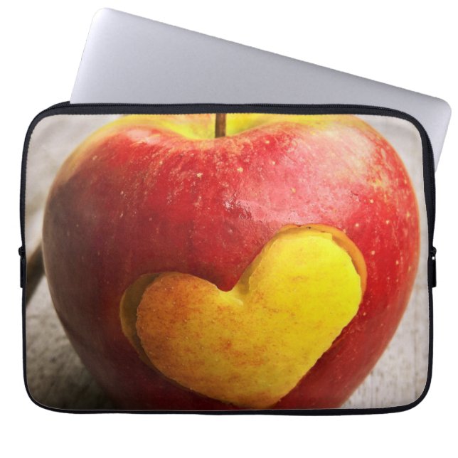 "Apples" Cute Photo. Köp nu Laptop Fodral (Framsidan)