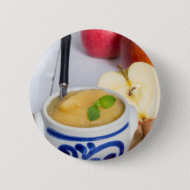 Applesauce med kanel i stenkolskål knapp (Framsida)
