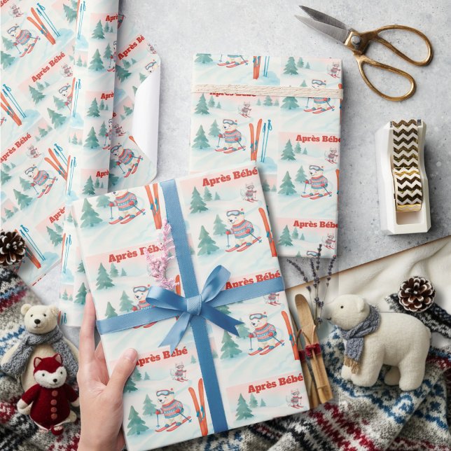 Après Bébé  Isbjörn & Fjällräv Skidåkning Presentpapper (Après Bébé Polar Bear & Arctic Fox Skiing Wrapping Paper)
