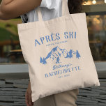 Apres Ski Bachelorette Party Tygkasse<br><div class="desc">Roligt apres ski bachelorette tote bags med en teckning av vinterbergen,  träd,  en skidåkare och en textmall som är lätt att anpassa.</div>