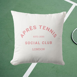 Après Tennis Social Club Anpassad rosa vapen Kudde