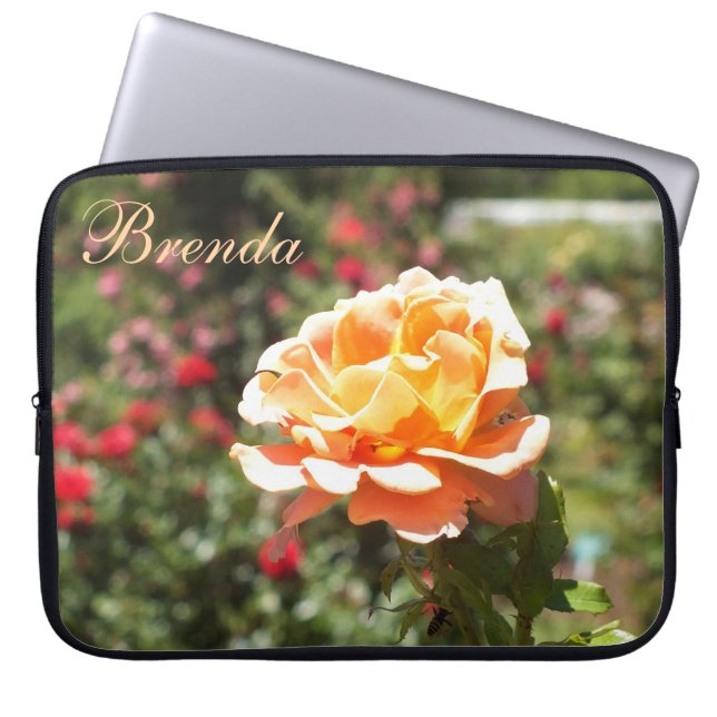 Apricot Ro Laptop sleeve *personalize* (Framsidan)