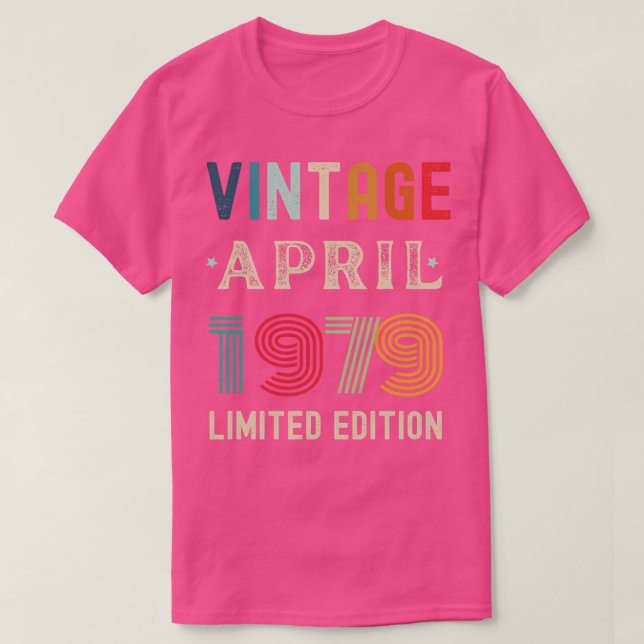 April Birthday Gift 10 T Shirt (Design framsida)