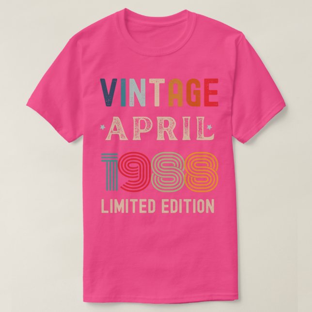 April Birthday Gift 20 T Shirt (Design framsida)