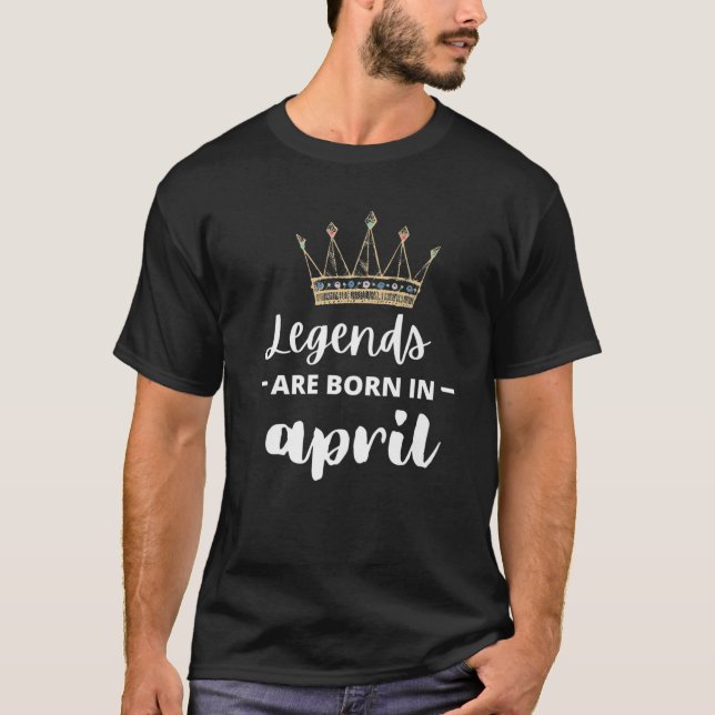 April Birthday Quotes Essential T Shirt (Framsida)