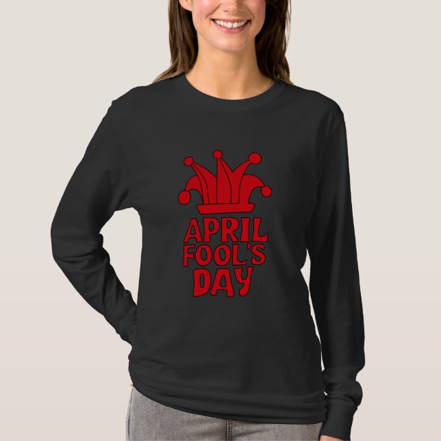 April Fools'Day 2025, Lilla prankster Jester Hat T Shirt (Framsida)