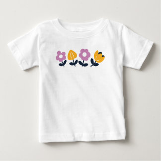 April Hugs and Blöt Noses - Blommigt Part T Shirt