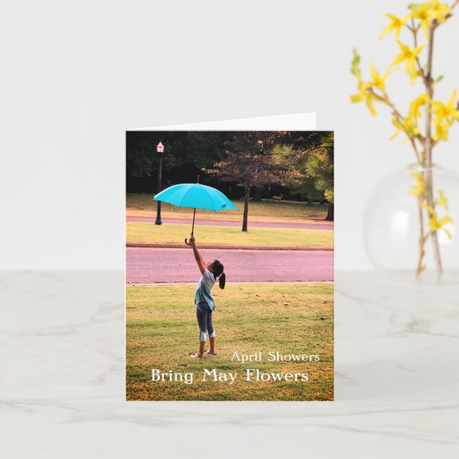 April Showers tar med sig maj Blommor-hälsningskor Kort (Gul blomma)
