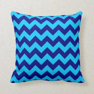 Aqua and Navy Blue Zigzag Kudde