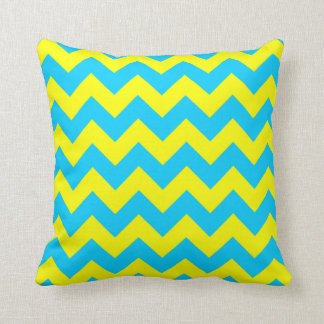 Aqua Blue och Gult Zigzag Kudde