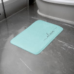 Aqua Blue Teal Modern Script Girly Monogram Namn Badrumsmatta<br><div class="desc">Aqua Blue Teal Simple Script Monogram Namn Bath Mats. Det gör perfekt studenten,  födelsedag,  bröllop,  möhippa,  årsdag,  babydusch eller bachelorette-fest till någon som glam lyx och chic stilar.</div>