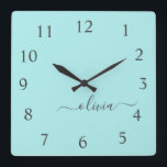 Aqua Blue Teal Script Monogram Girly Namn Fyrkantig Klocka<br><div class="desc">Aqua Blue Teal Script Monogram Namn Clock. Det gör perfekten söt 16-årsjubileum,  bröllop,  möhippa,  årsdag,  babydusch eller bachelorette-fest för någon som glam lyxen och chic stilar i kärlek.</div>