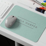 Aqua Chic | Minimalt läderutseende Musmatta<br><div class="desc">Elegant och minimalt musmattor eller feminininföretag, butiker eller andra affärsverksamheter har ett grönt blått akvläder som ser ut struktur med raffinerad typografi i trendig av koppar färg. Ett sofistikerat och snyggt tillbehör som gör din arbetsyta lite elegant. Observera att läder är en tryckt effekt. Överraska någon speciell med den här...</div>
