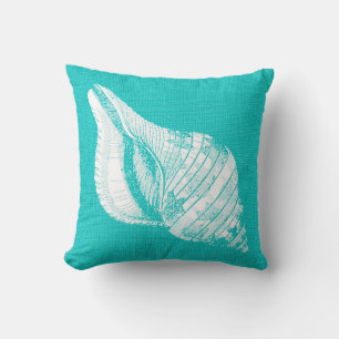 Aqua med White Conch Seashell Burlap-utseende Kudde