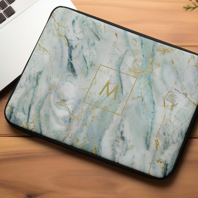 Aqua och Guld tryckt Marble Struktur Monogrammed Laptop Fodral (Skapare uppladdad)