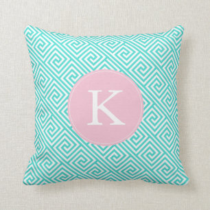 Aqua och Rosa grekiska Mönster Monogram Nyckel Kudde