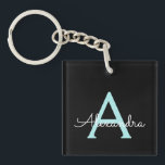 Aqua Teal Blue Script Girly Monogram Namn<br><div class="desc">Nyckelkedjan Black and Aqua Blue Teal Simple Script Monogram Namn. Det gör perfekten söt 16-årsjubileum,  bröllop,  möhippa,  årsdag,  babydusch eller bachelorette-fest för någon som glam lyxen och chic stilar i kärlek.</div>
