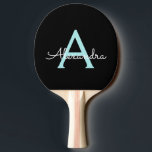 Aqua Teal Blue Script Girly Monogram Namn Pingisracket<br><div class="desc">Black and Aqua Blue Teal Script Monogram Namn Ping Pong Paddle. Det gör perfekten söt 16-årsjubileum,  bröllop,  möhippa,  årsdag,  babydusch eller bachelorette-fest för någon som glam lyxen och chic stilar i kärlek.</div>