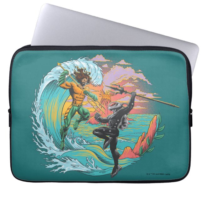 Aquaman & Black Manta Tidal Wave Laptop Fodral (Framsidan)