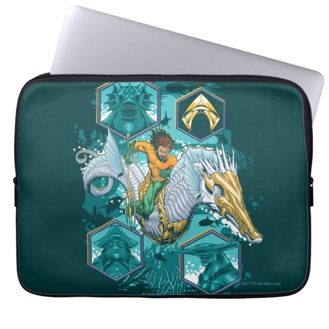 Aquaman Riding Seahorse över Kingdoms Laptop Fodral (Framsidan)