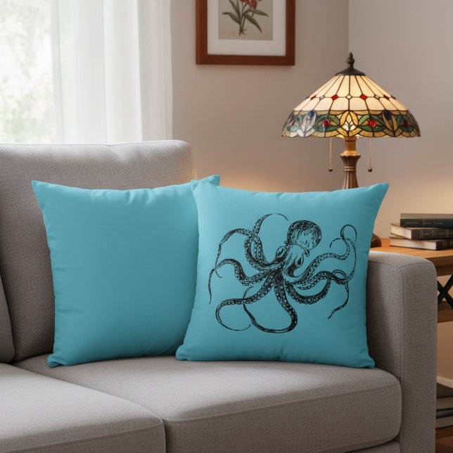 Aquamarine Blue Octopus Throw Pillow Kudde (Octopus throw pillow. Add a splash of color and nautical feel to your home.)