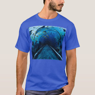 Aquarium tunnel Classic TShirt T Shirt