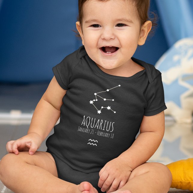 Aquarius Birth-tecken | Zodiac Constellation T Shirt (Skapare uppladdad)