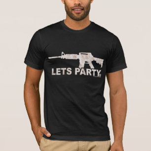 AR15 låter partyet smutsa ner vit T-shirt