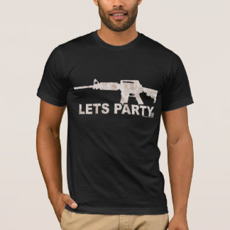 AR15 låter partyet smutsa ner vit T-shirt