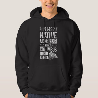 År 1492 upptäckte infödda amerikaner Columbus vils Hoodie