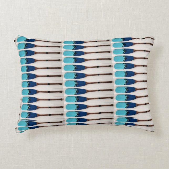 ***ÅR GALORE*** - CANOERS PILLOW PRYDNADSKUDDE (Framsidan)