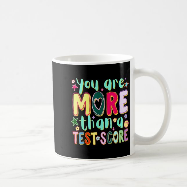 Är mer än ett roligt testresultat testdag kaffemugg (Höger)