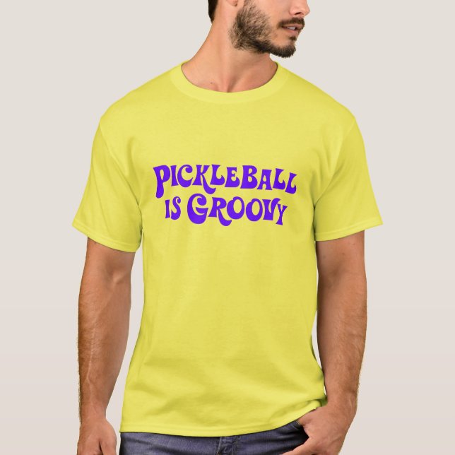 "Är Pickleball den Groovy" Tie-Färg T-tröja Tee Shirt (Framsida)