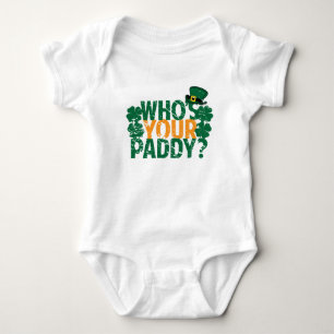 Är vem din irländare? Roliga Sts Patrick dag T-shirt