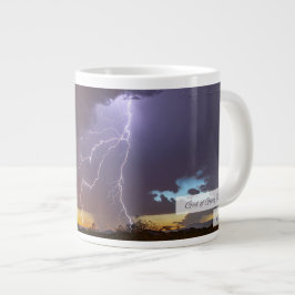 Ärans Gud dundrar Psalm 105:39 KJV Jumbo Mugg