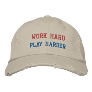 ARBETA HARD PLAY HARDER HAT BRODERAD KEPS